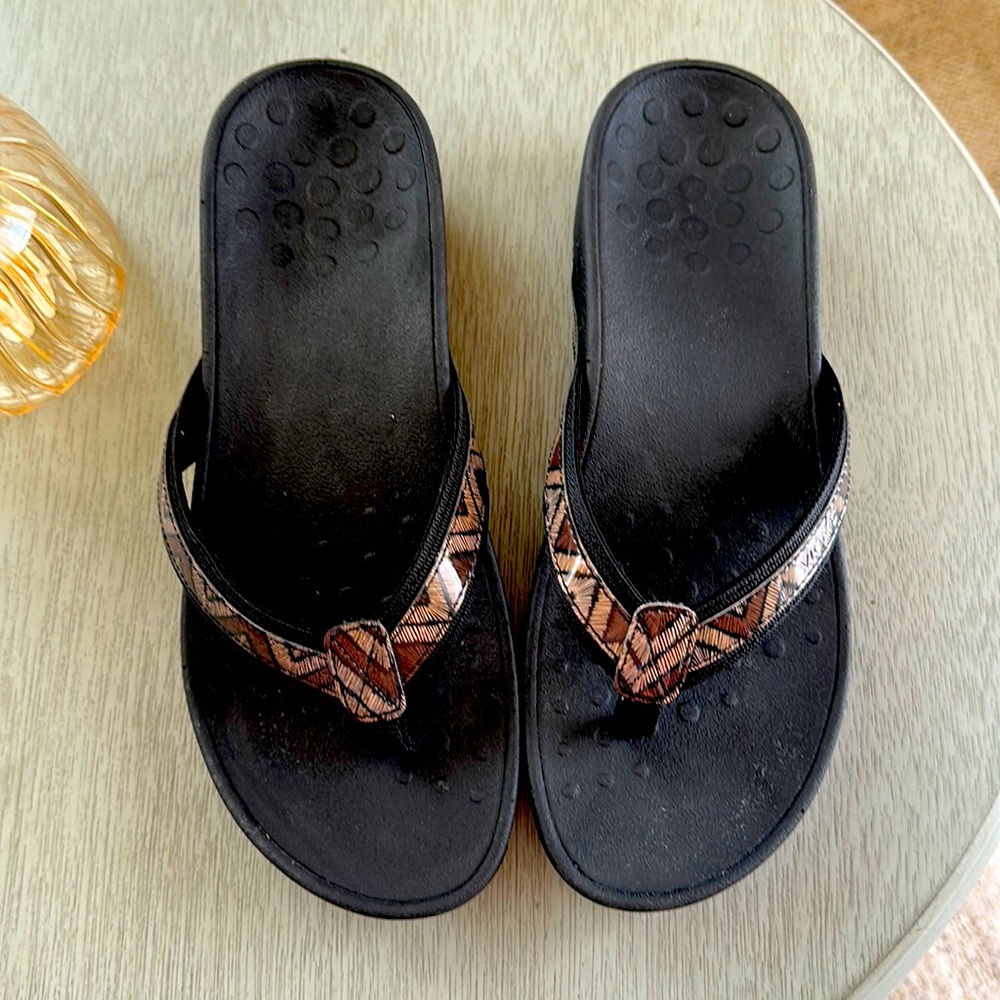 Vionic Flip Flops - image 2